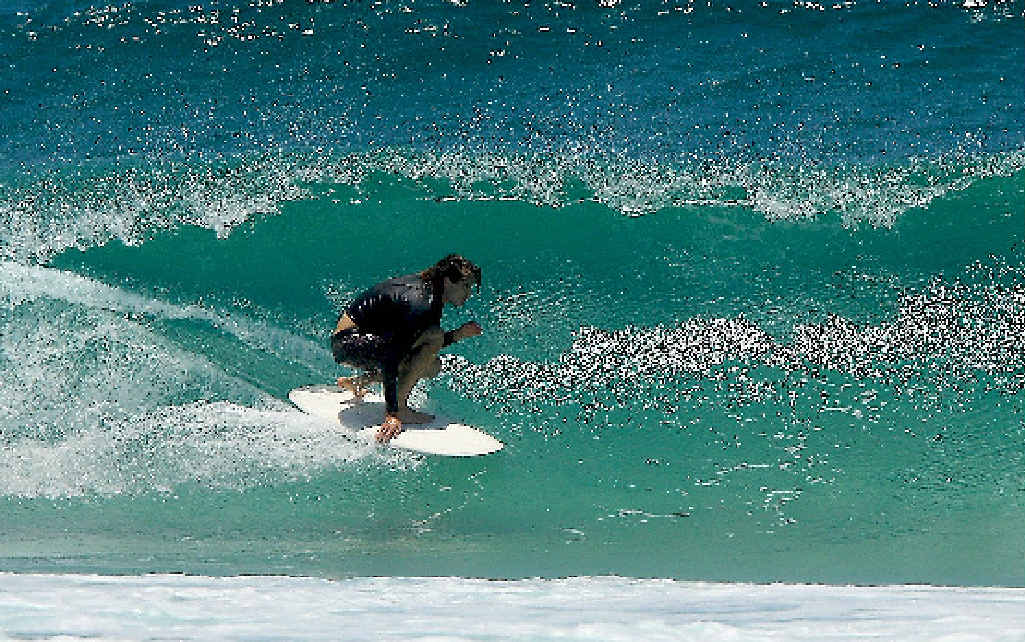 ABOVE: Not exactly the cyclone swell folks have been raving about, but fun none the less. ABOVE: Not exactly the cyclone swell folks have been raving about, but fun none the less.